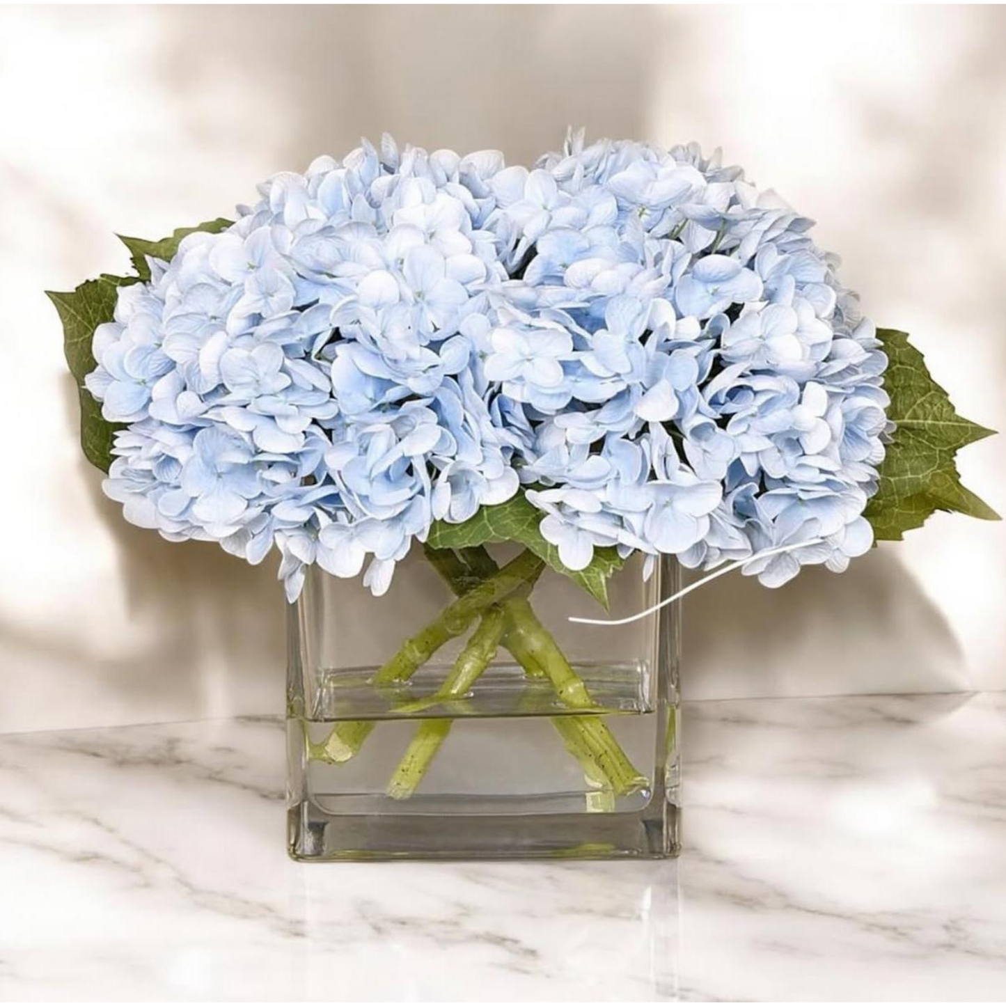 ARTIFICIAL PURPLE HYDRANGEA ARRANGEMENT IN SQUARE GLASS VASE