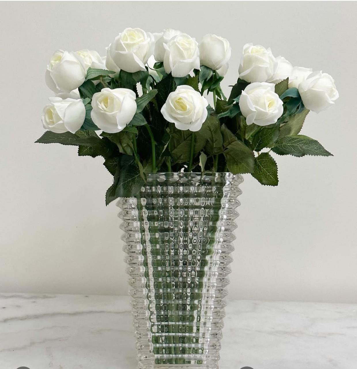 ARTIFICIAL RED ROSE ARRANGEMENT IN LUXURY TEXTURED GLASS VASE