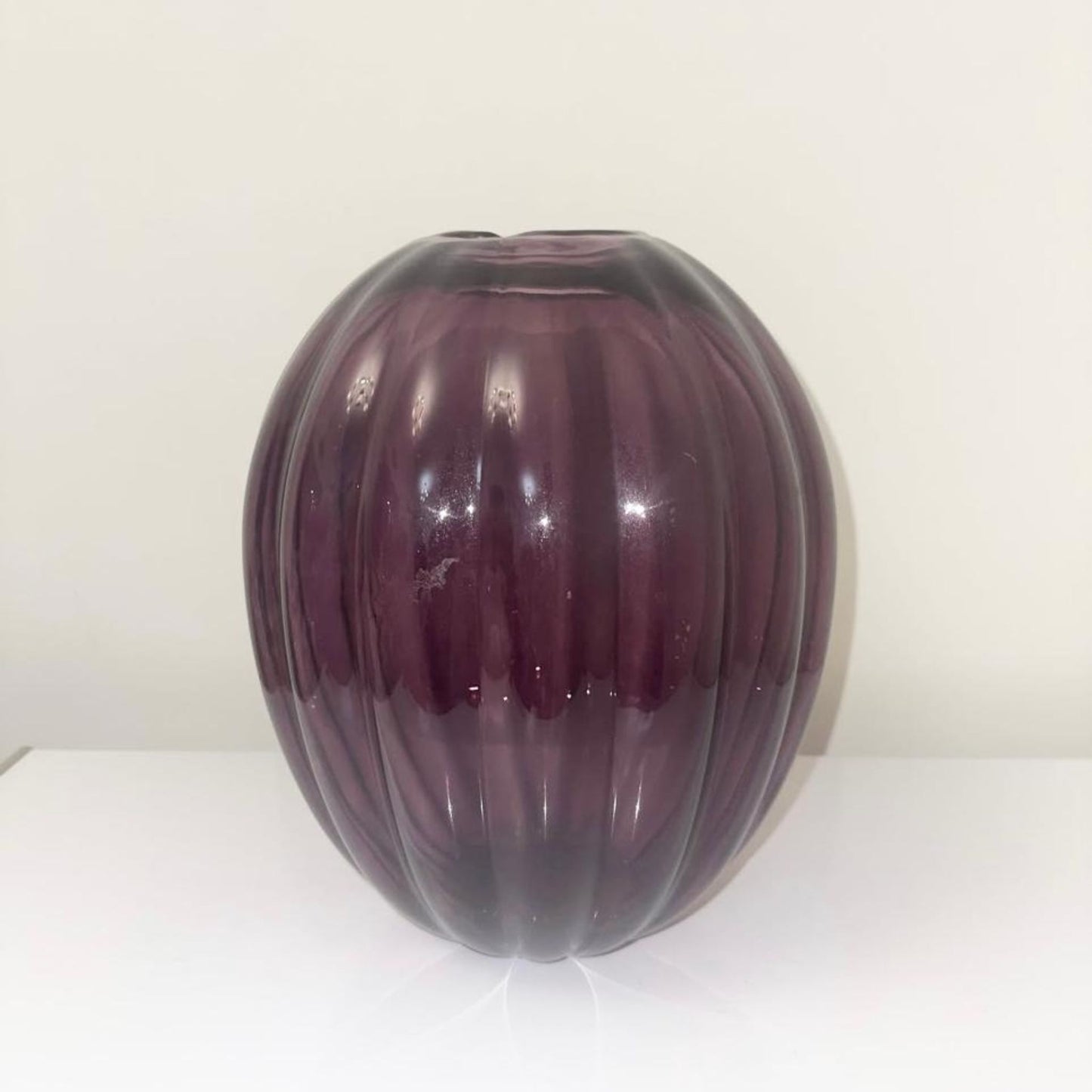 GLASS VASE PURPLE